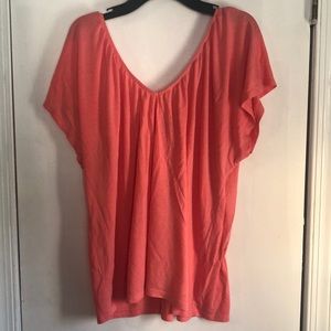 Flowy coral tee shirt